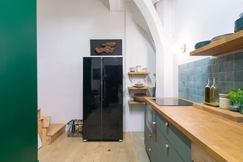 Grand Duplex Montmartre Apartment Paris Ngoại thất bức ảnh